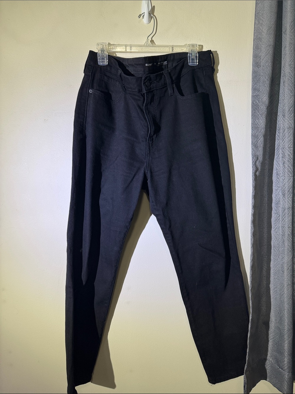 Old Navy Black Straight Leg Women’s Jeans
